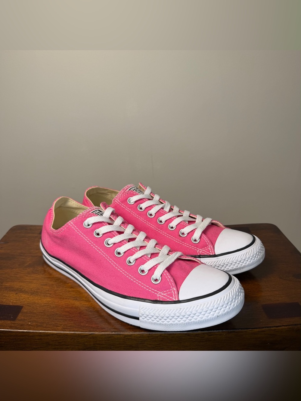 Converse Chuck Taylor All Star Ox 137254F Carmine Rose Pink Men 8.5 Women 10.5
